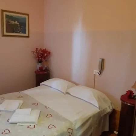 Massena Hotel *