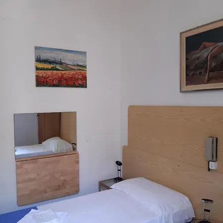 Hotel Massena