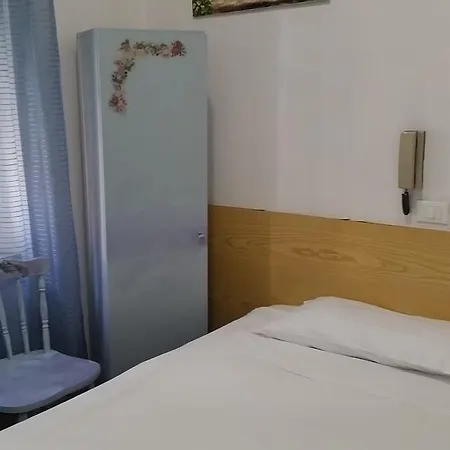 Massena 호텔 *